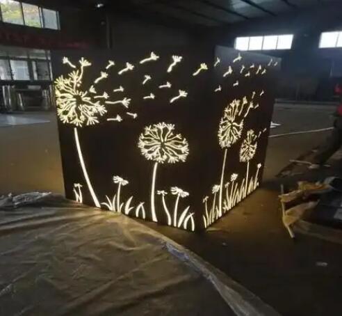 思明耐候钢灯箱